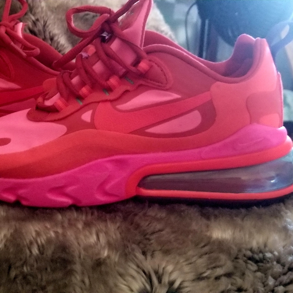 Womans Nike Air Max 270 React Shoes